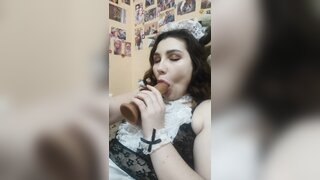 Russian fat maid sucks the master's cock [Homemade, Blowjob, Fat, Big Ass, Big Tits, Russian]